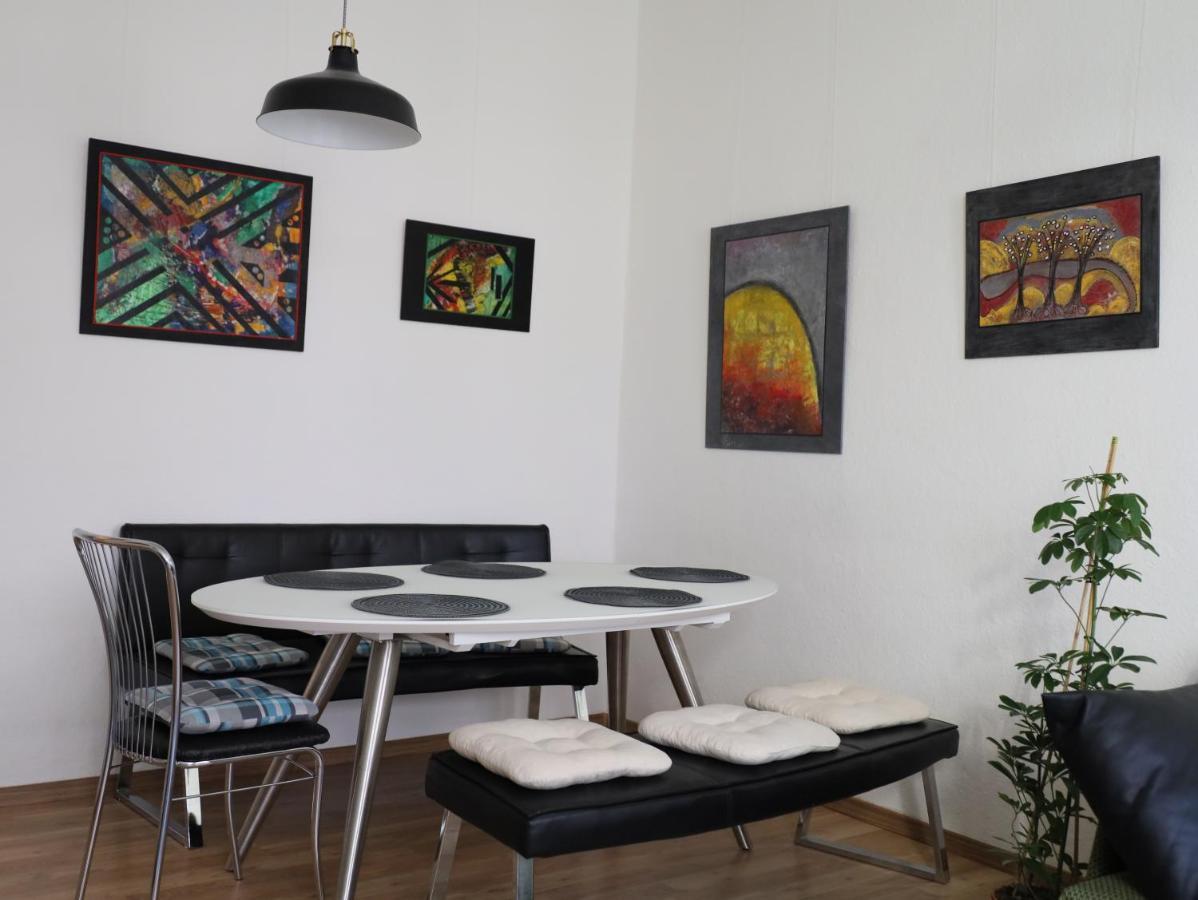 Ferienwohnungen In Der Kunstgalerie Charlie Und Jenny Chemnitz Ngoại thất bức ảnh